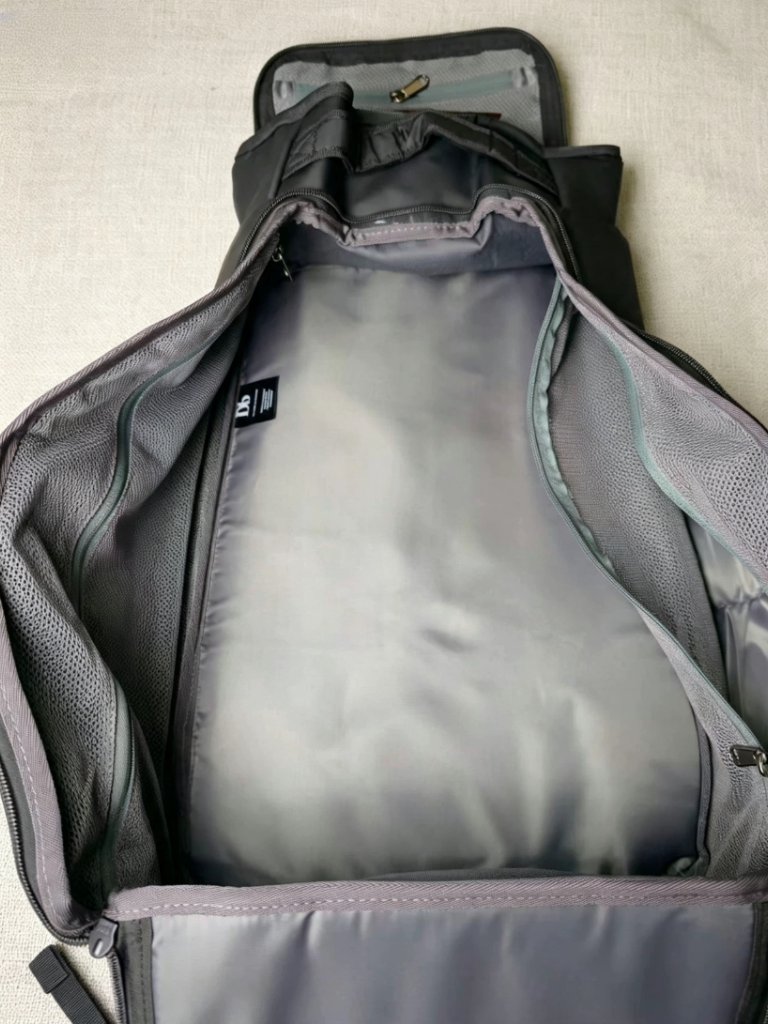 Db Journey The Hugger Black Backpack 30l — image 2 of 5